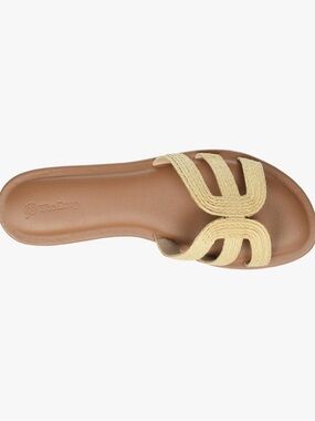 Tan jute flat sandals in excellent condition wore twice